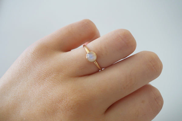 Clair Moonstone Ring