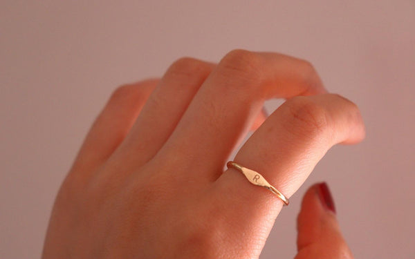 Signet initial ring